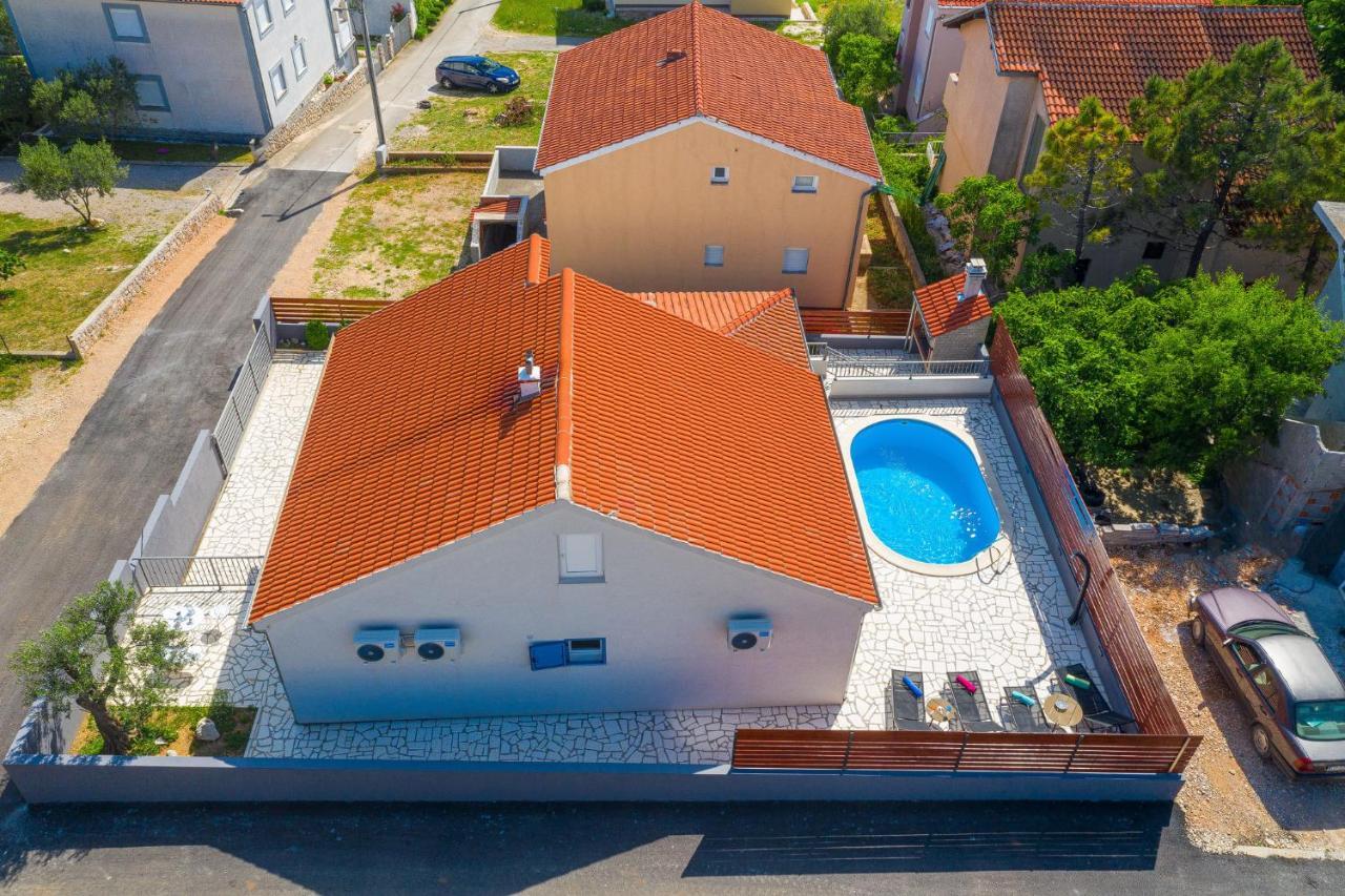 Villa Nika Ясенице Экстерьер фото